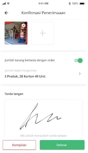 Bukti pengiriman berupa foto dan tanda tangan penerima di aplikasi
