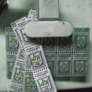 Read more about the article Evolution of B2B Loyalty Program: From Stamps to Mobile App